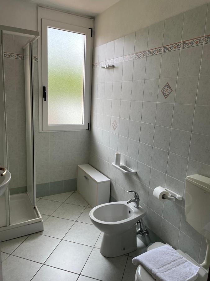 Casa Azzurra Camere Serravalle Sesia Bagian luar foto
