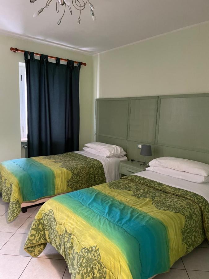 Casa Azzurra Camere Serravalle Sesia Bagian luar foto