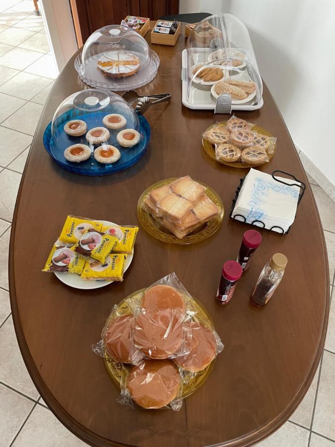 Casa Azzurra Camere Serravalle Sesia Bagian luar foto